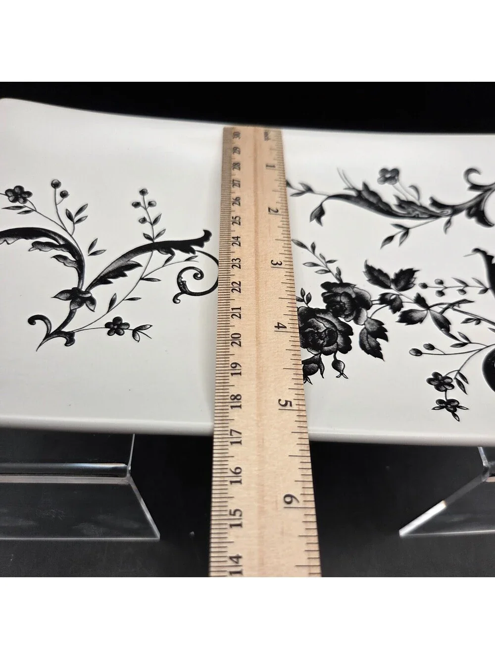 Black and White Floral Ceramic Tray Arabesque Vine Vanity Soap Jewelry Dish